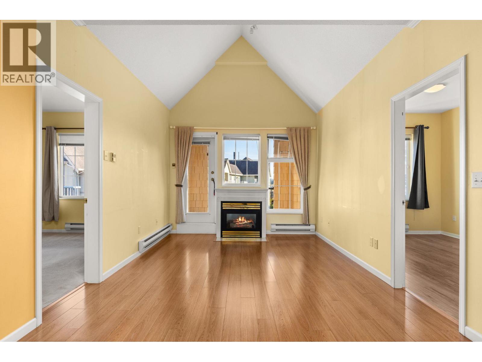 #PH5-5555 13A Avenue, Delta