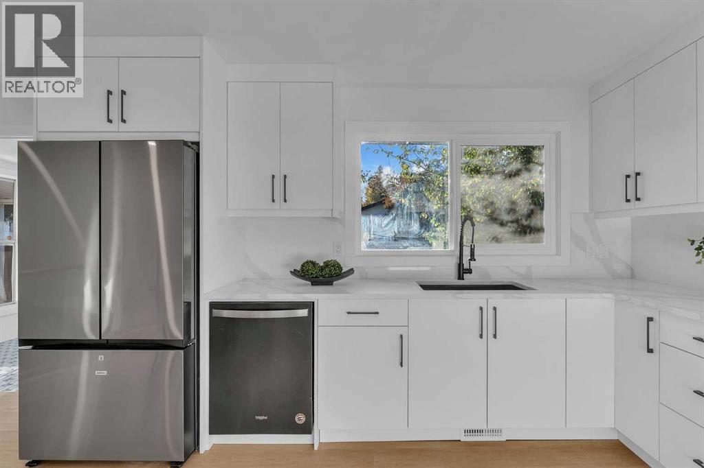 Single Family House Bungalow for Sale in  Braeside Drive SW Braeside Calgary 