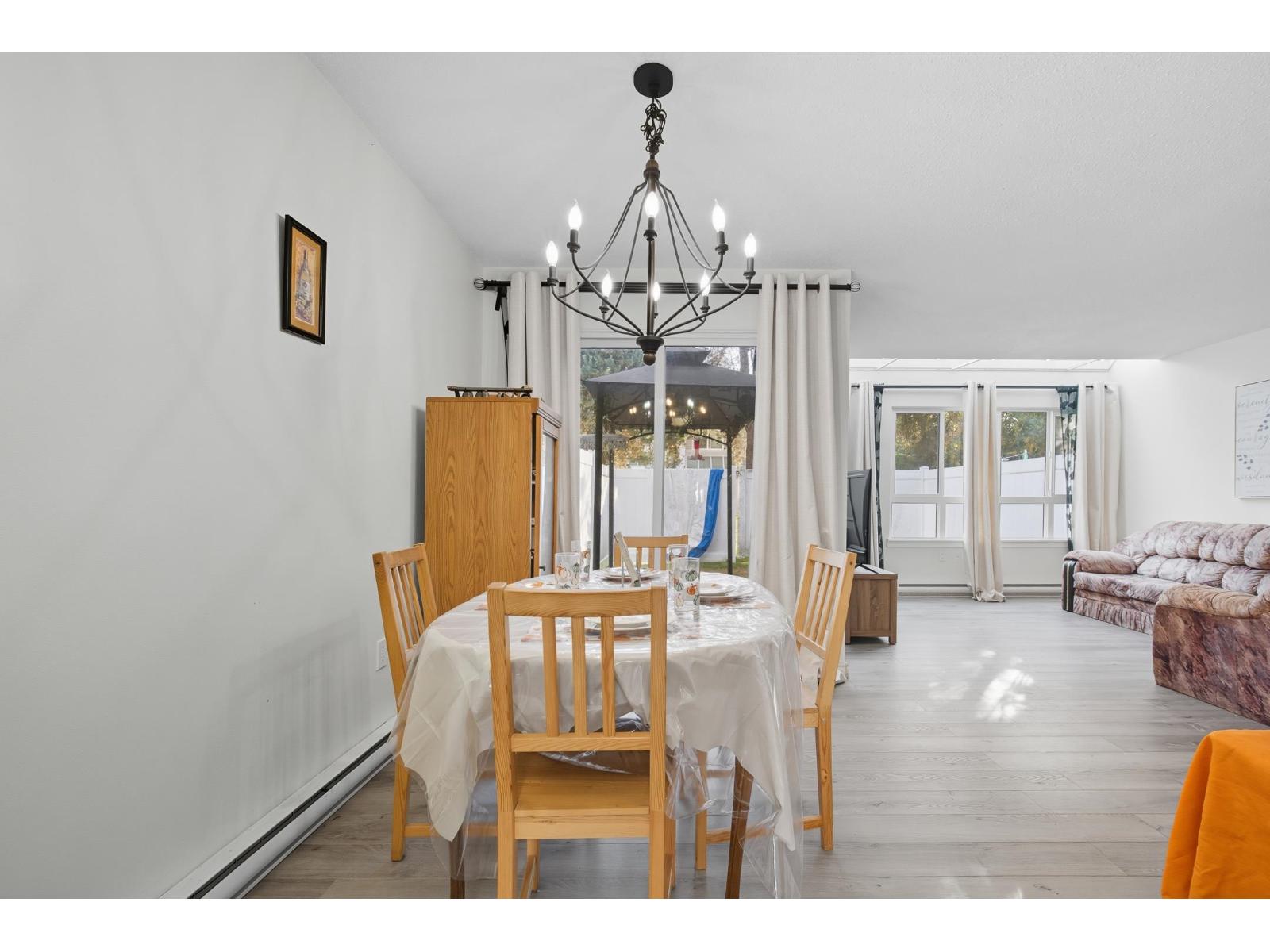 28 20307 53 AVENUE, Langley