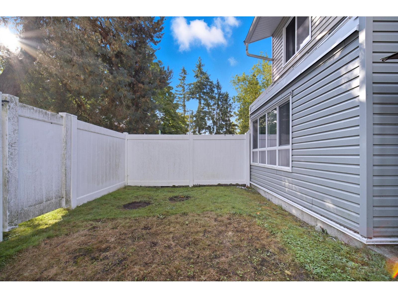 28 20307 53 AVENUE, Langley