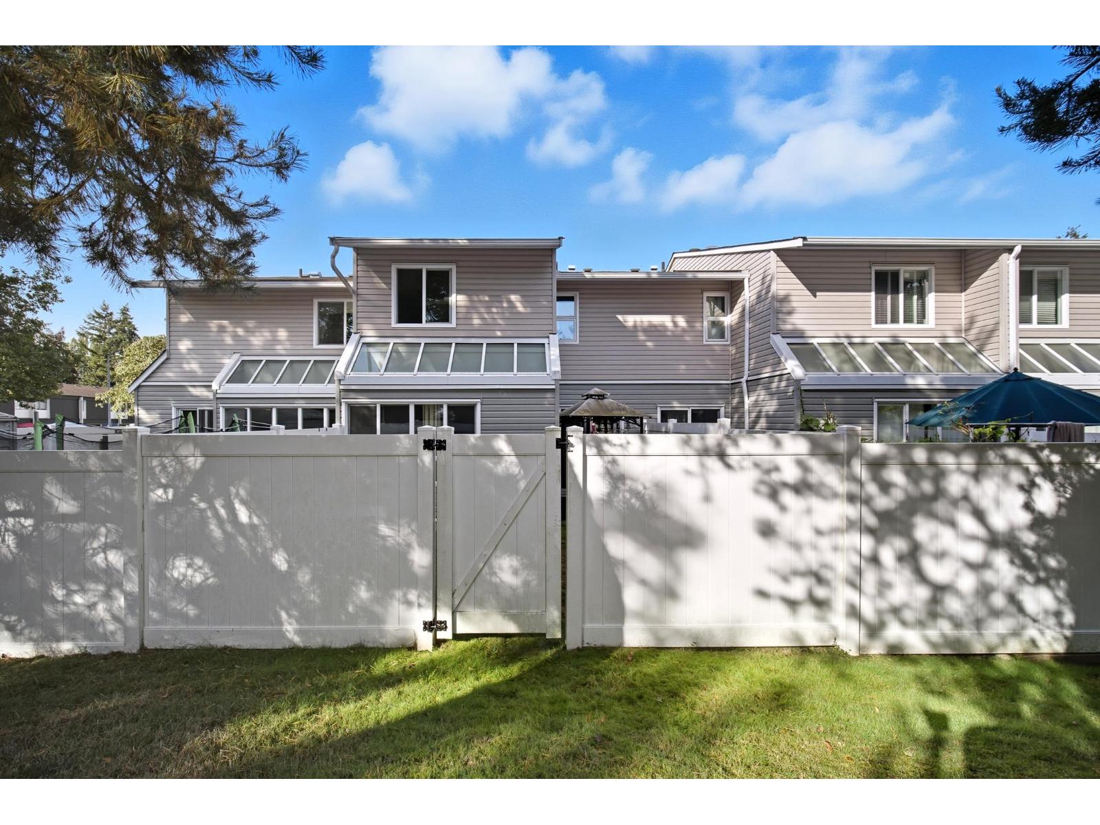 28 20307 53 AVENUE, Langley