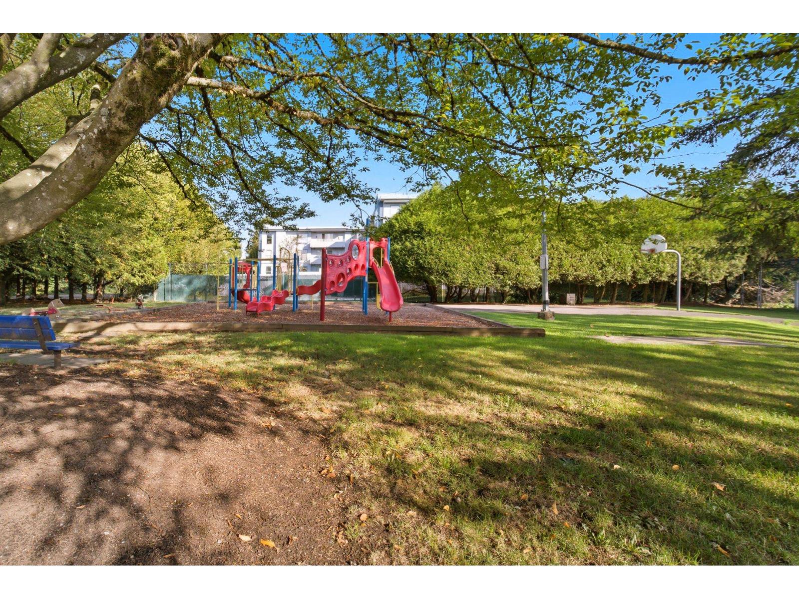 28 20307 53 AVENUE, Langley