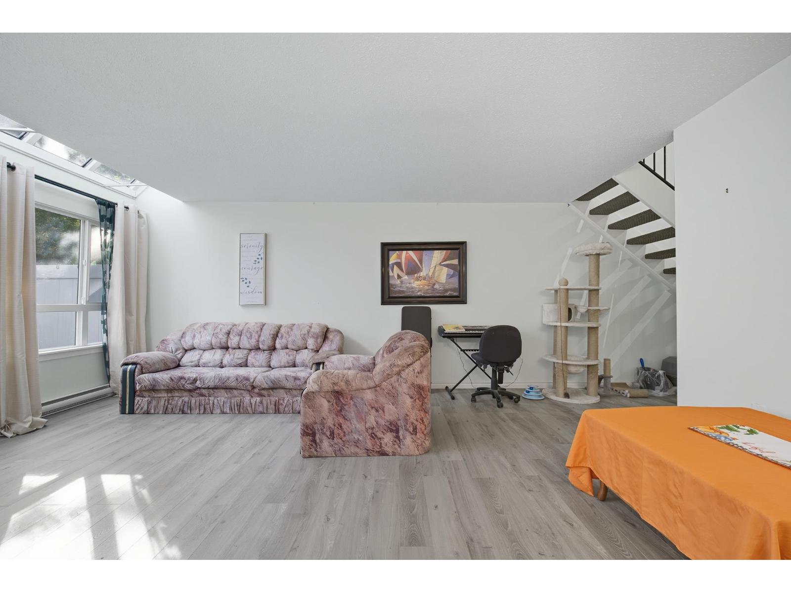 28 20307 53 AVENUE, Langley