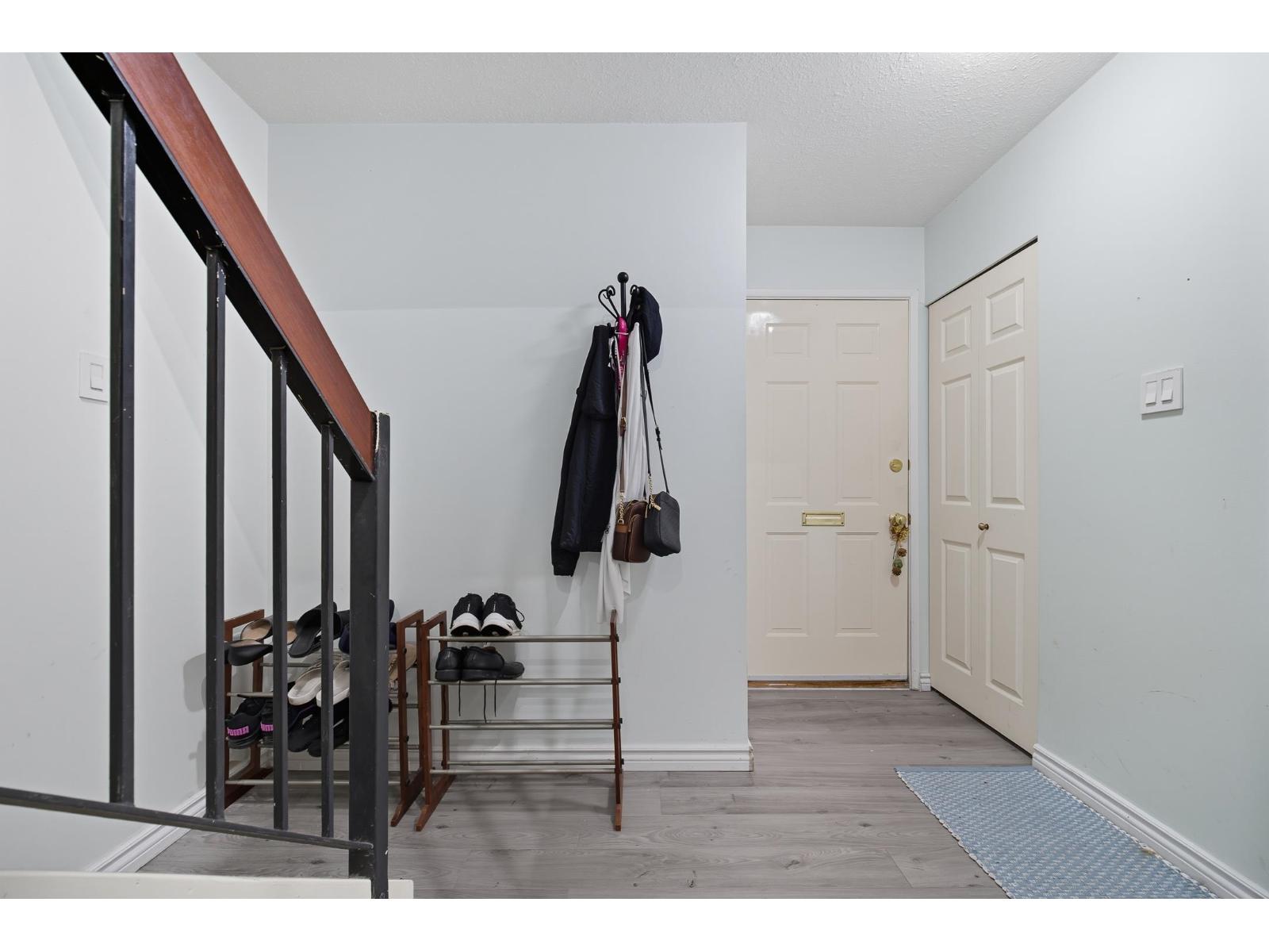 28 20307 53 AVENUE, Langley