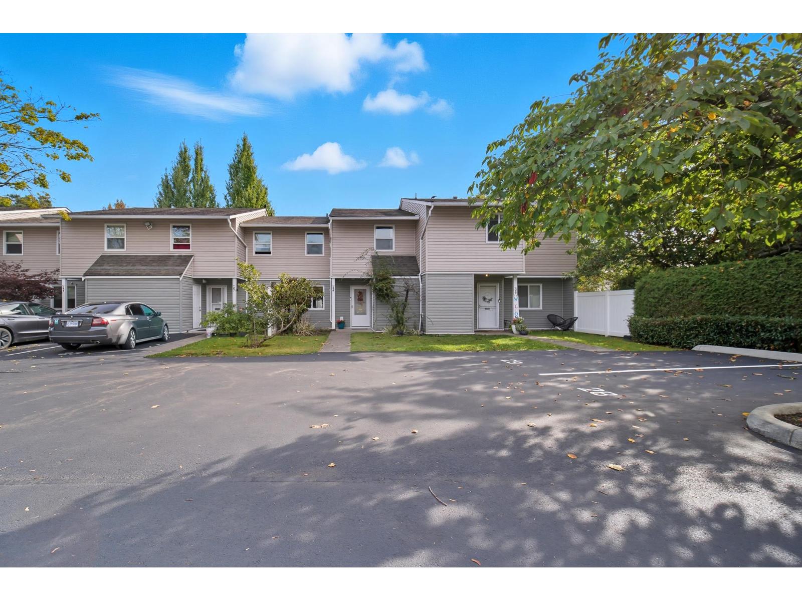 28 20307 53 AVENUE, Langley
