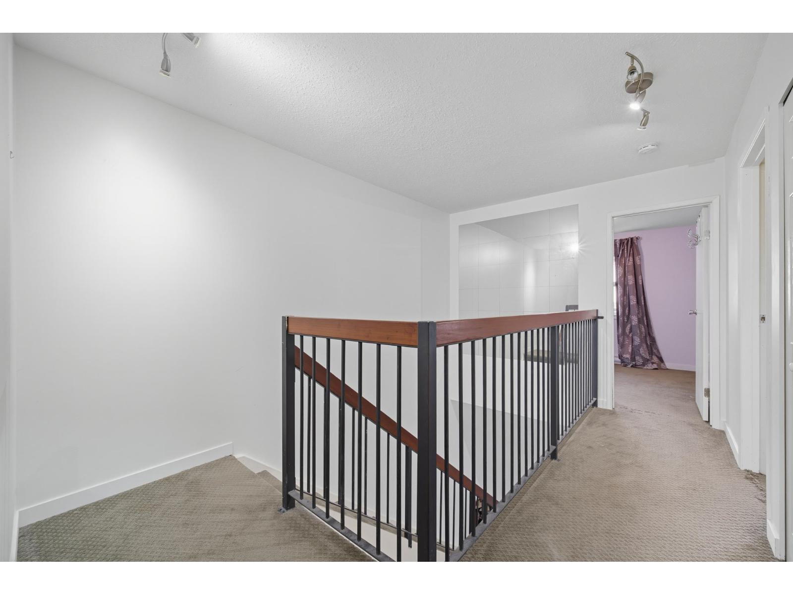 28 20307 53 AVENUE, Langley