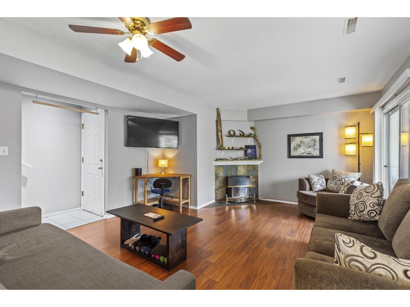 50 32361 MCRAE AVENUE, Mission