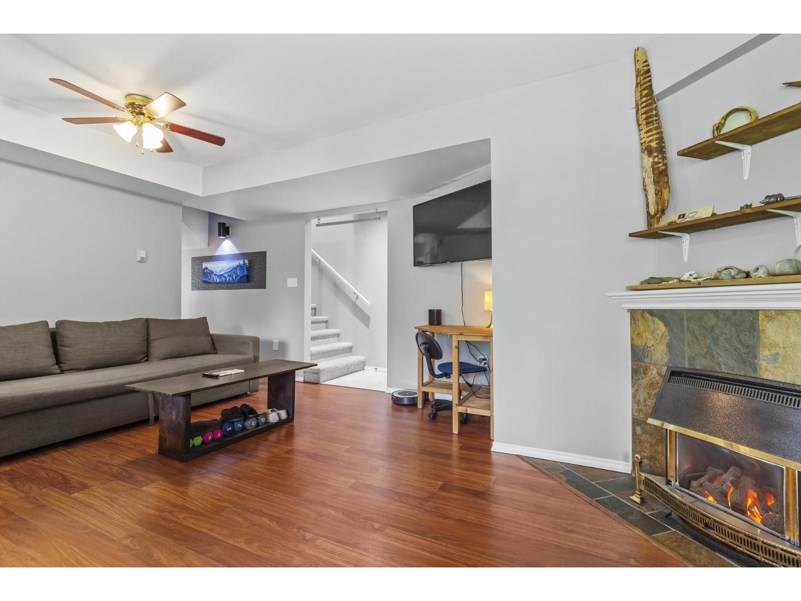 50 32361 MCRAE AVENUE, Mission