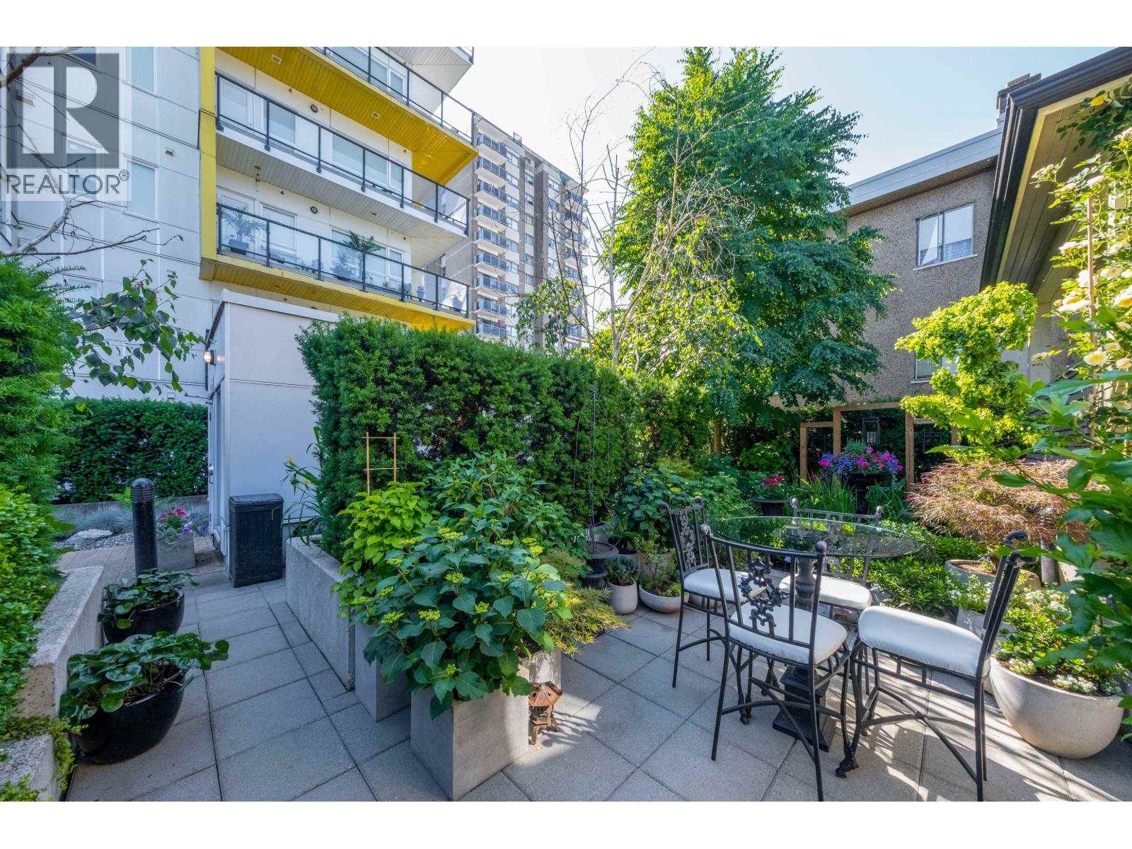 408 EIGHTH STREET, New Westminster