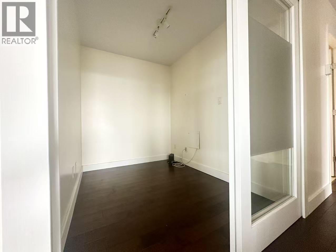 2806 1033 MARINASIDE CRESCENT, Vancouver