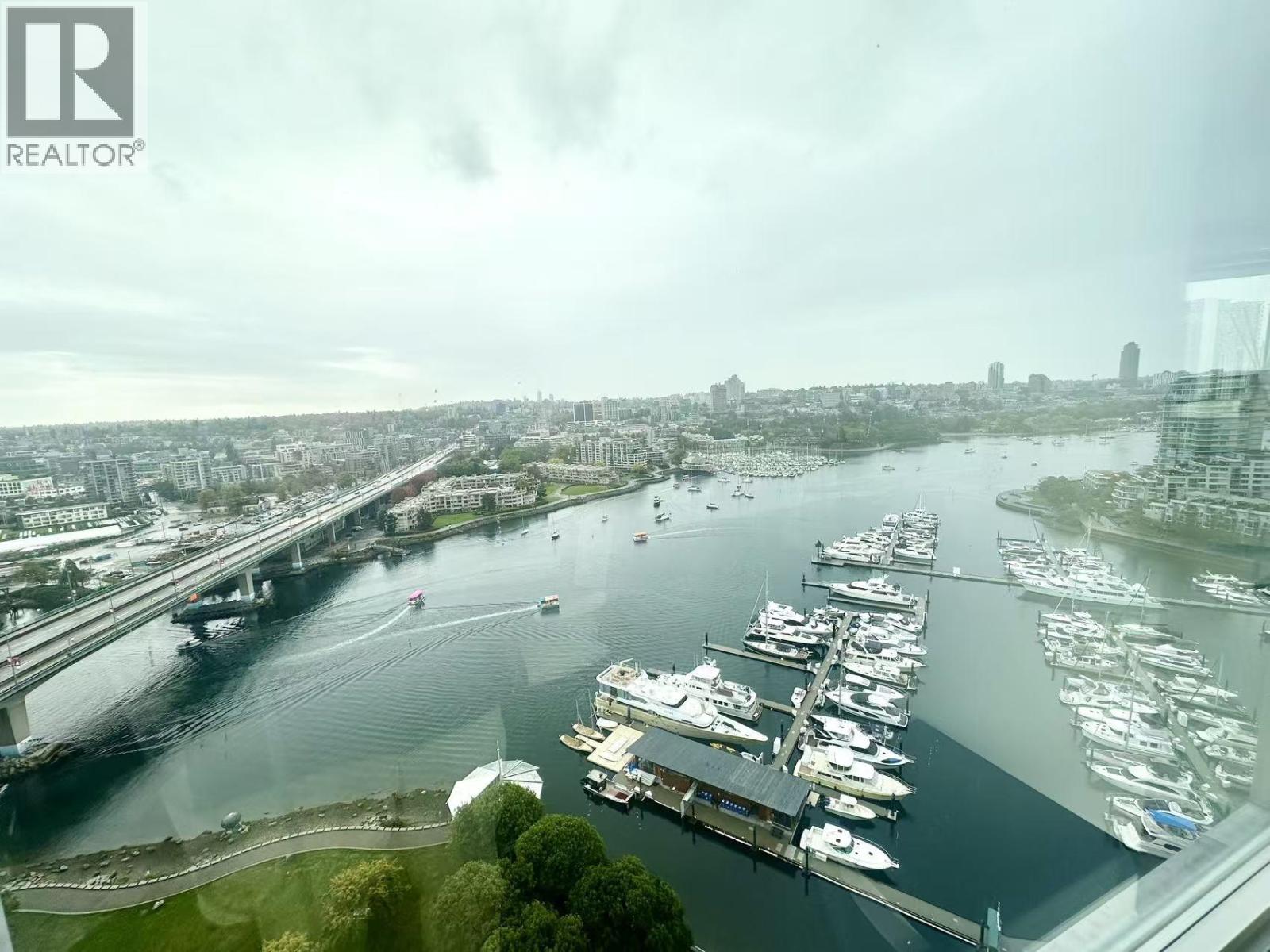 2806 1033 MARINASIDE CRESCENT, Vancouver