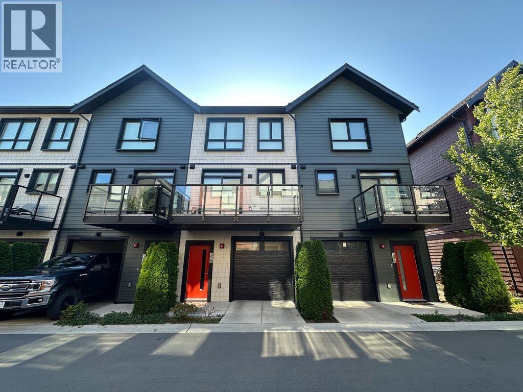 151 4738 HEMLOCK WAY, Tsawwassen