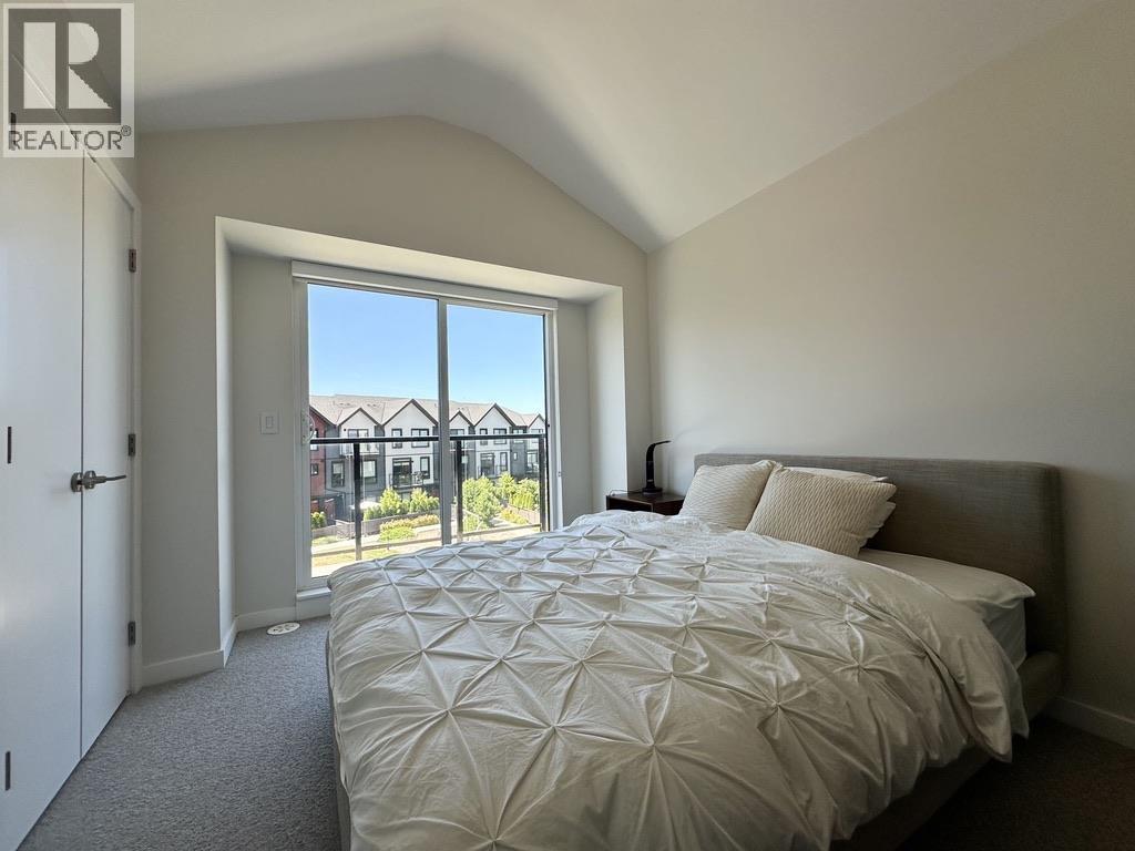 151 4738 HEMLOCK WAY, Tsawwassen