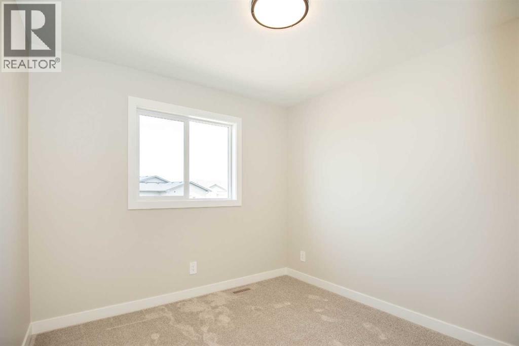 236 Halifax Close, Penhold