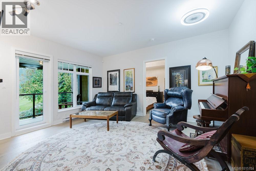 216 1375 Bear Mountain Parkway, Langford