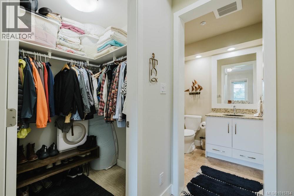 216 1375 Bear Mountain Parkway, Langford