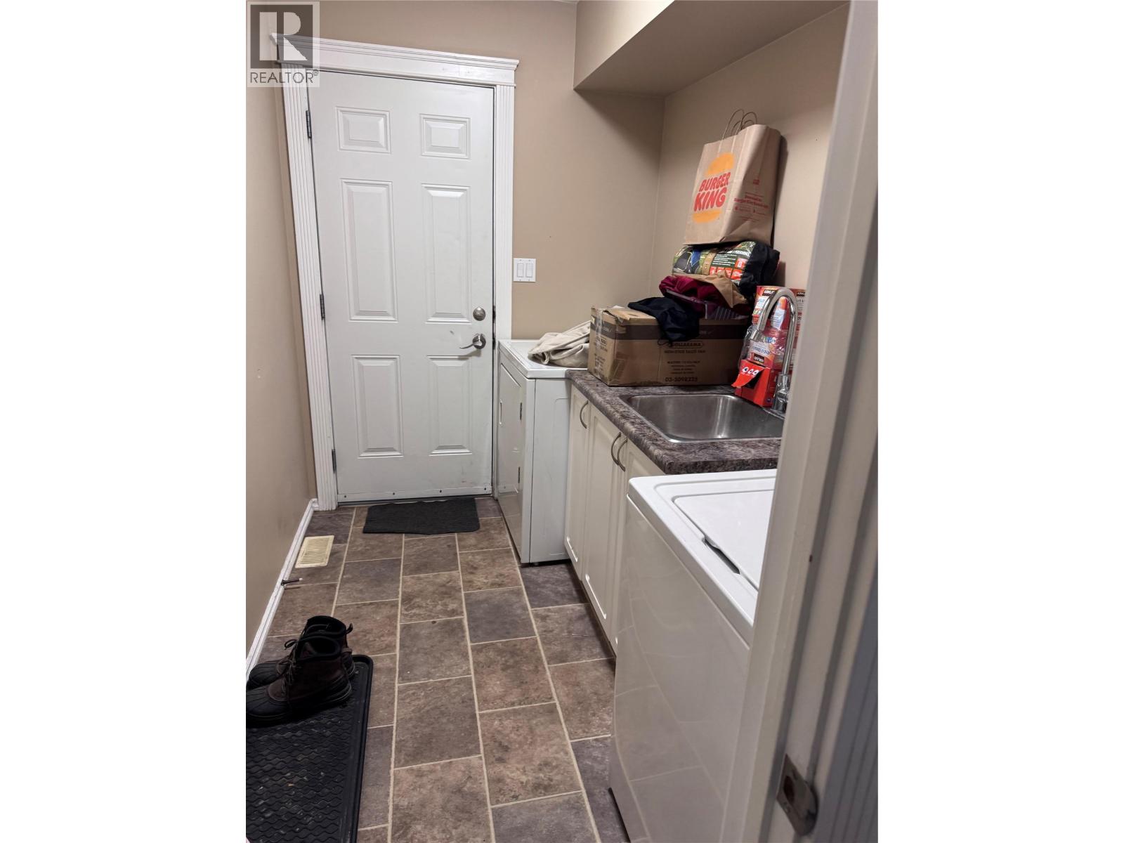 721 100 Avenue, Dawson Creek