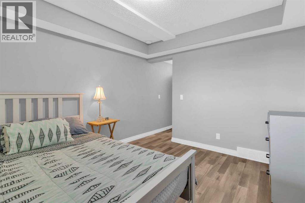 Single Family House for Sale in   Centre Street NE Highland Park Calgary 