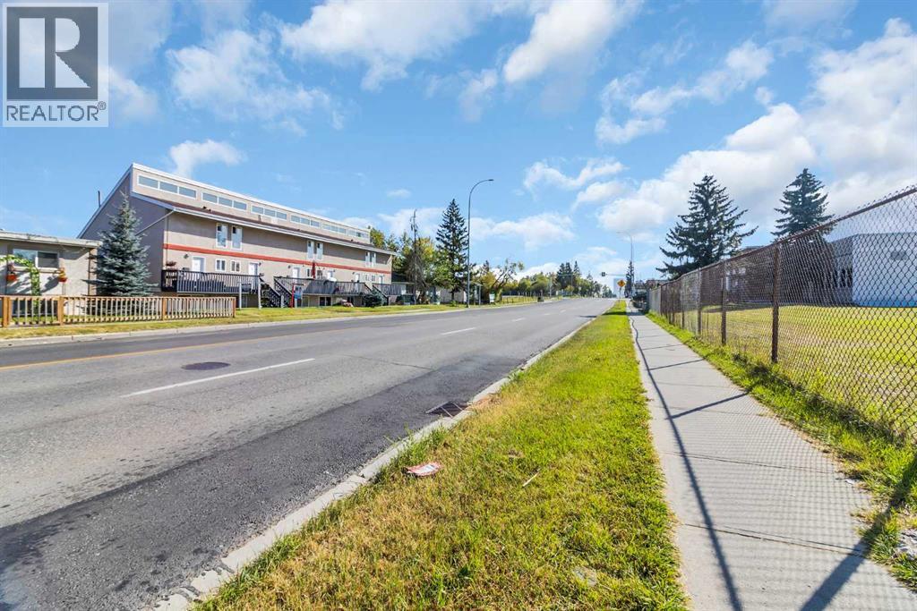 Single Family House for Sale in   Centre Street NE Highland Park Calgary 