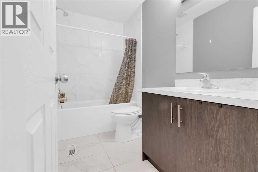 Single Family House for Sale in   Centre Street NE Highland Park Calgary 