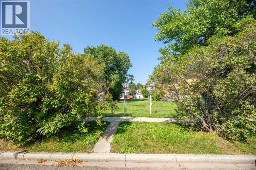 Vacant Land for Sale in   Avenue NE Renfrew Calgary 
