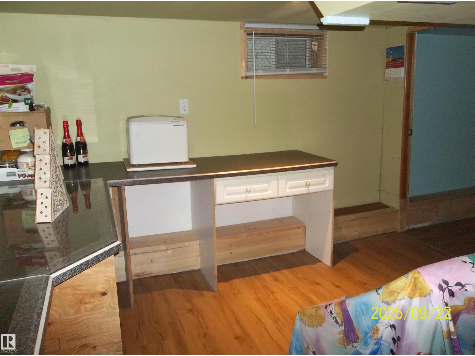 11824 79 ST NW, Edmonton