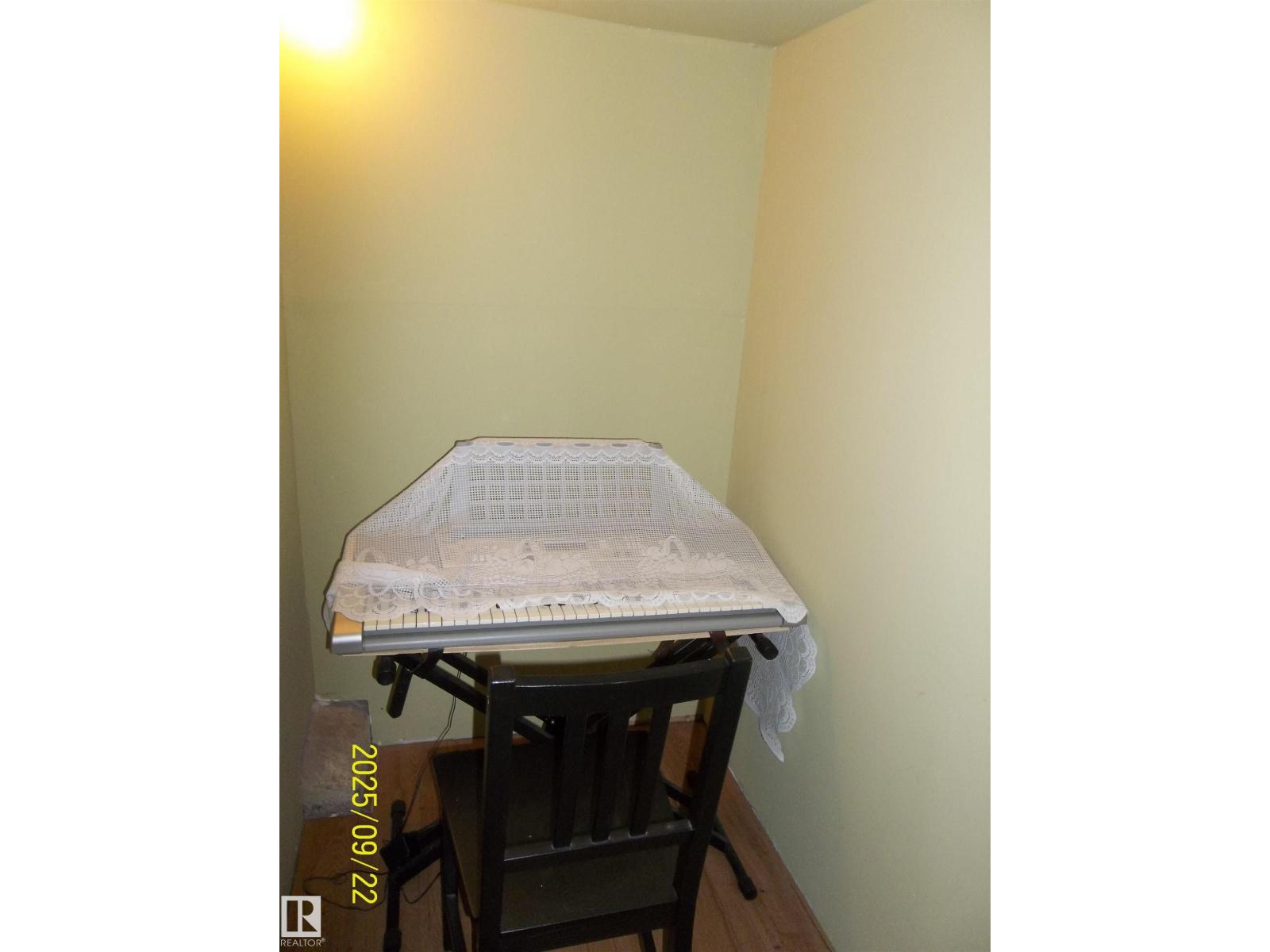 11824 79 ST NW, Edmonton