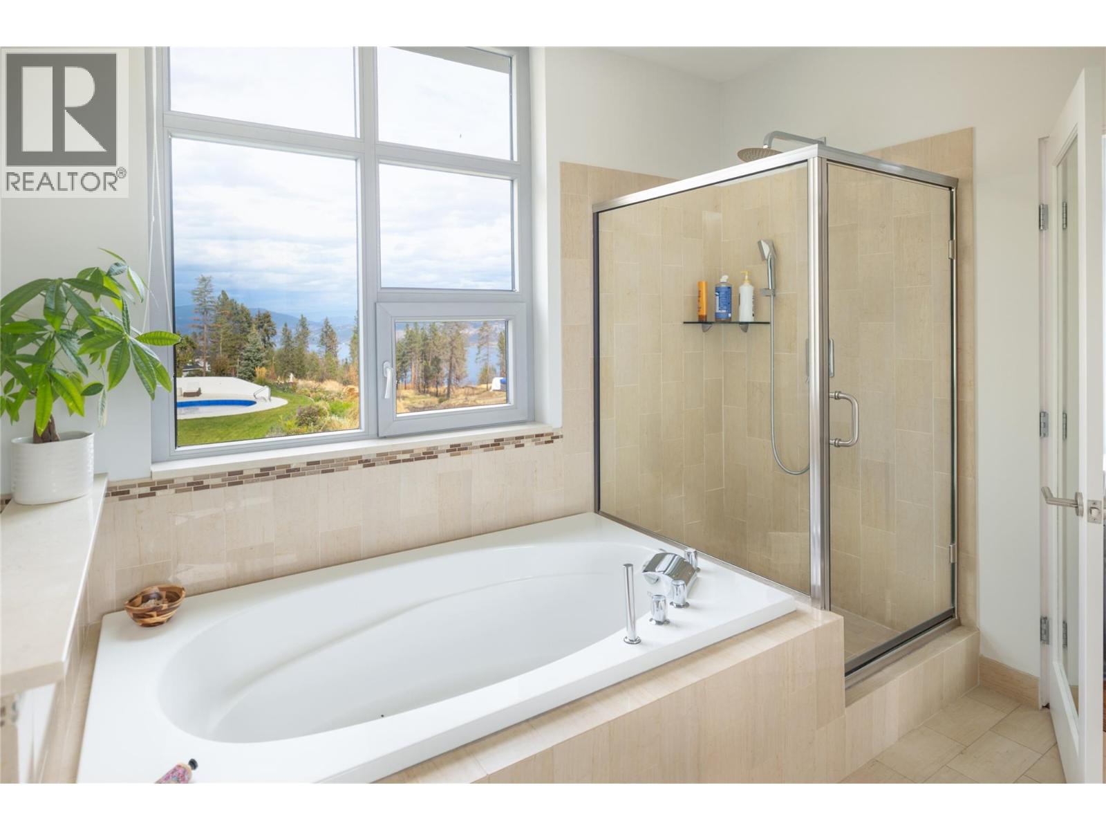 1750 Westside Road N Unit# 5, Kelowna
