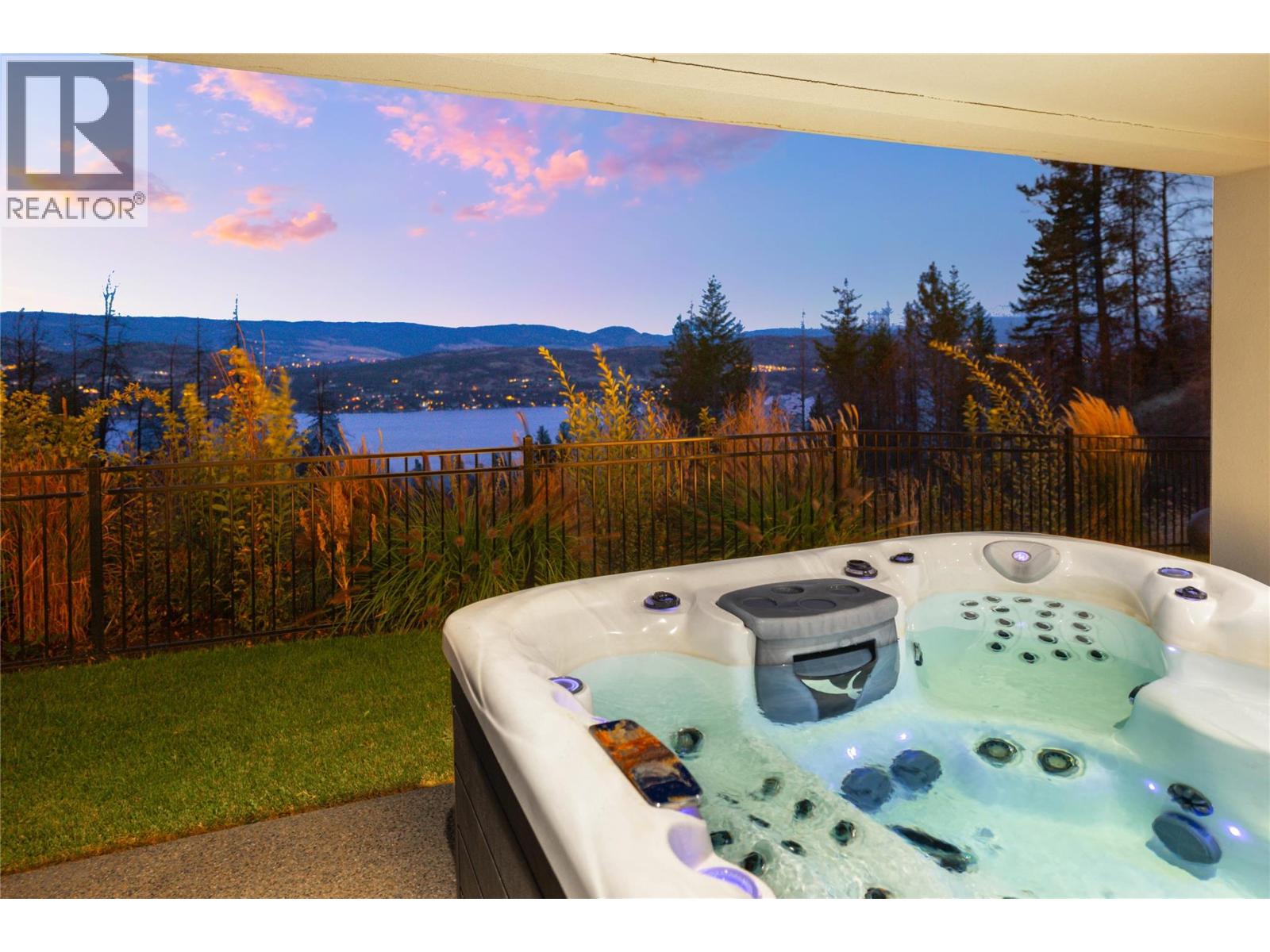 1750 Westside Road N Unit# 5, Kelowna