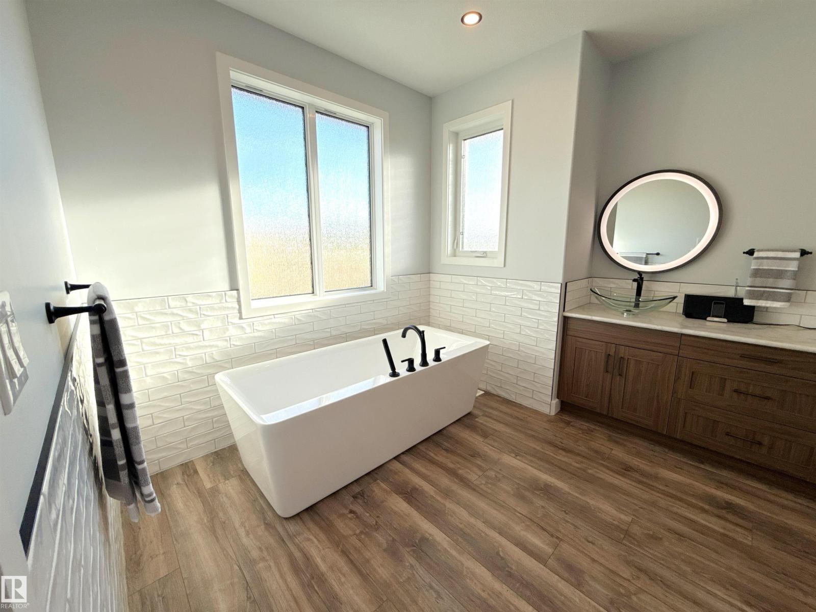 #45 54104 RGE ROAD 274, Rural Parkland County