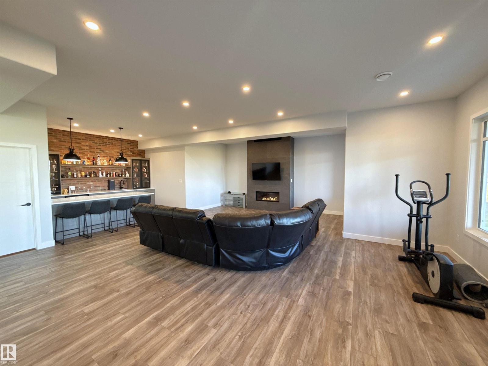 #45 54104 RGE ROAD 274, Rural Parkland County