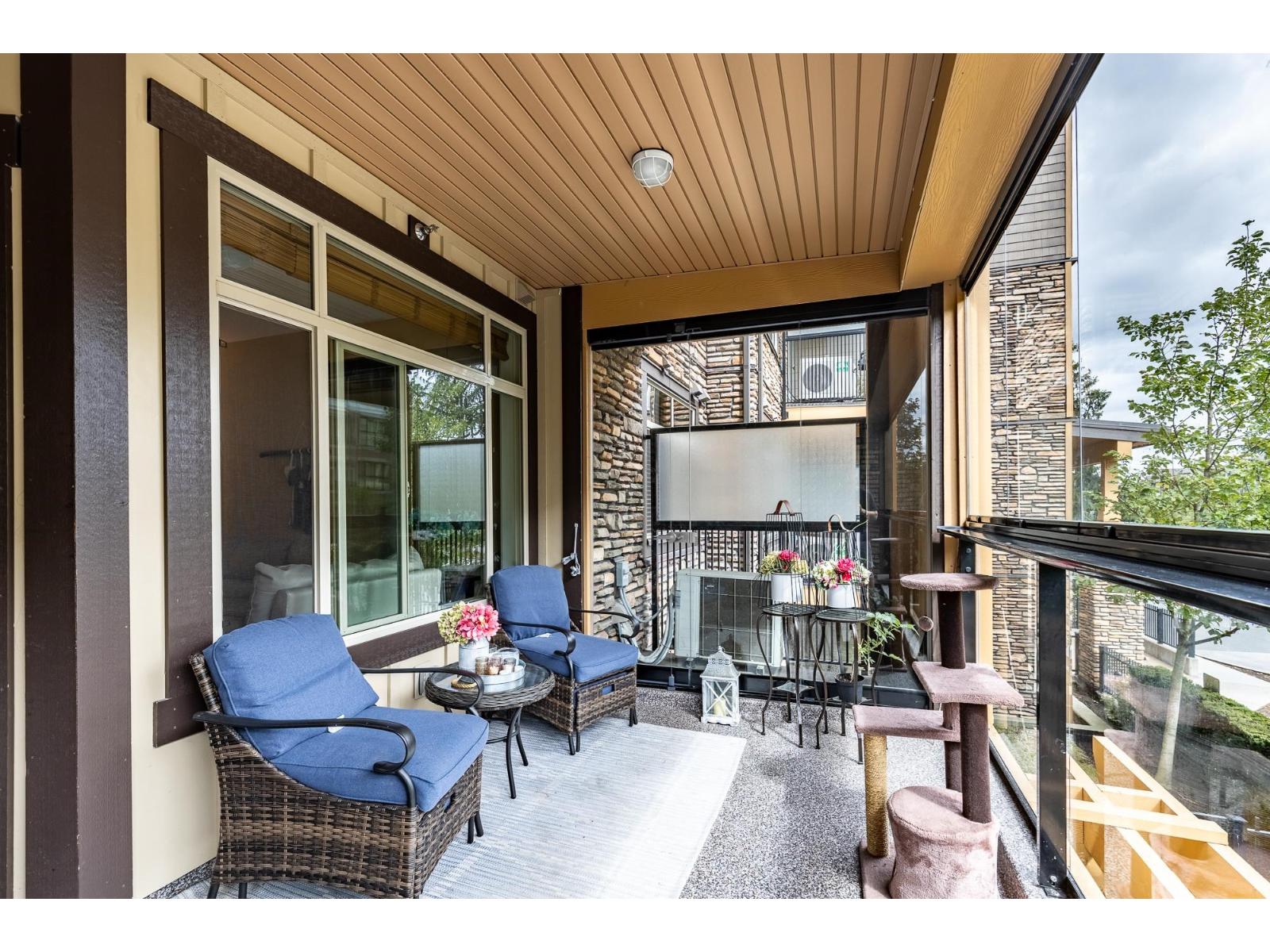 224 8157 207 STREET, Langley
