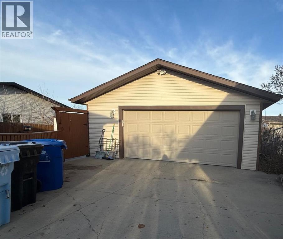 144 Beaconwood Place, Fort McMurray
