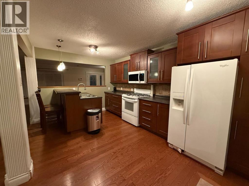 144 Beaconwood Place, Fort McMurray