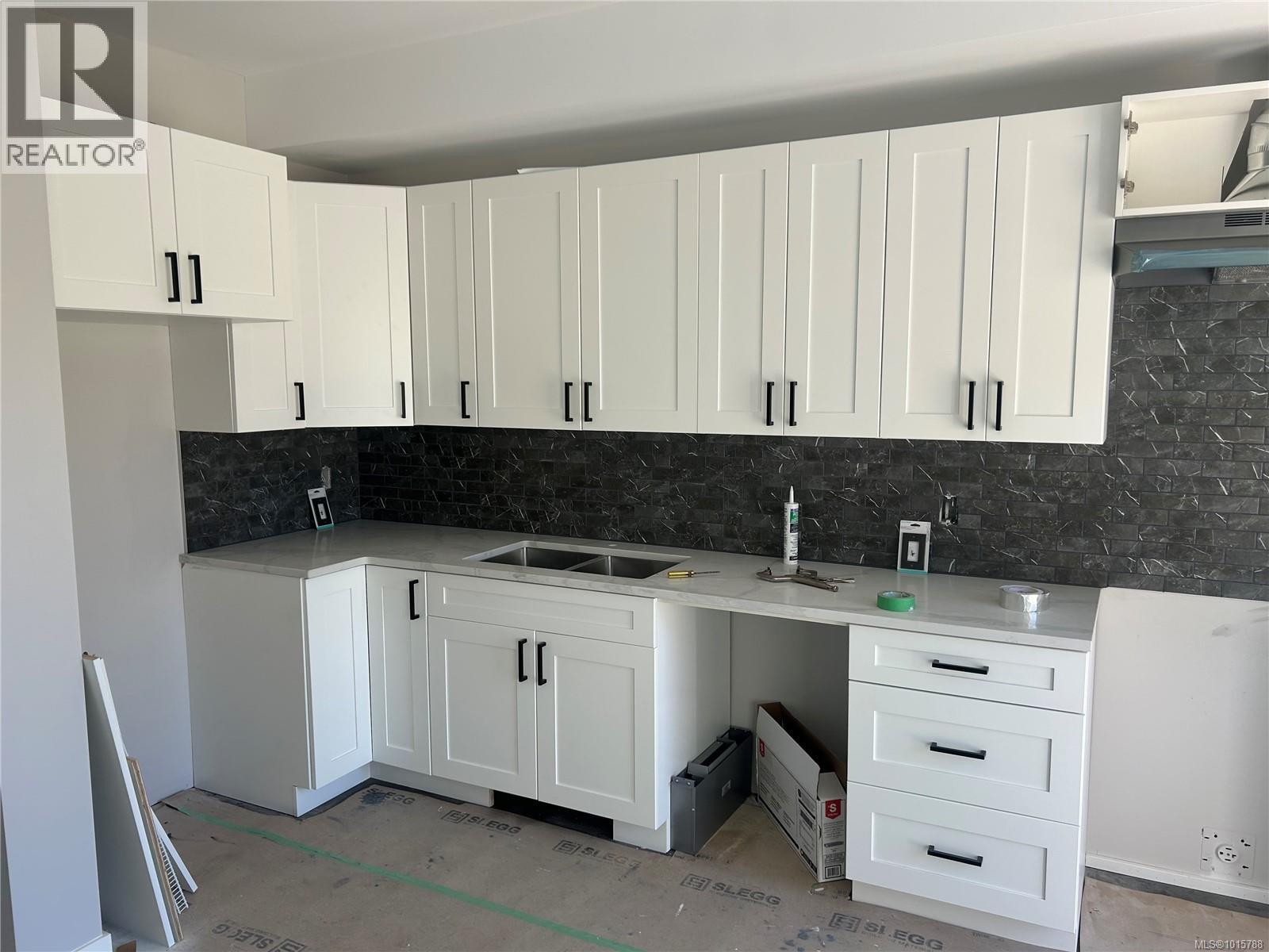  2576 Nickson Way, Sooke