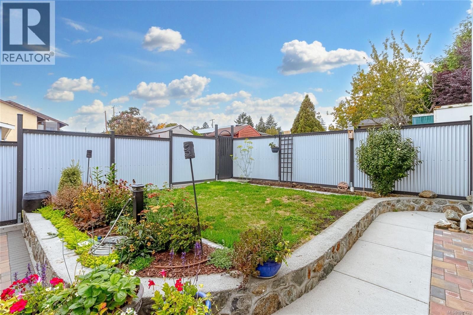  1221 Cherry Road, Saanich