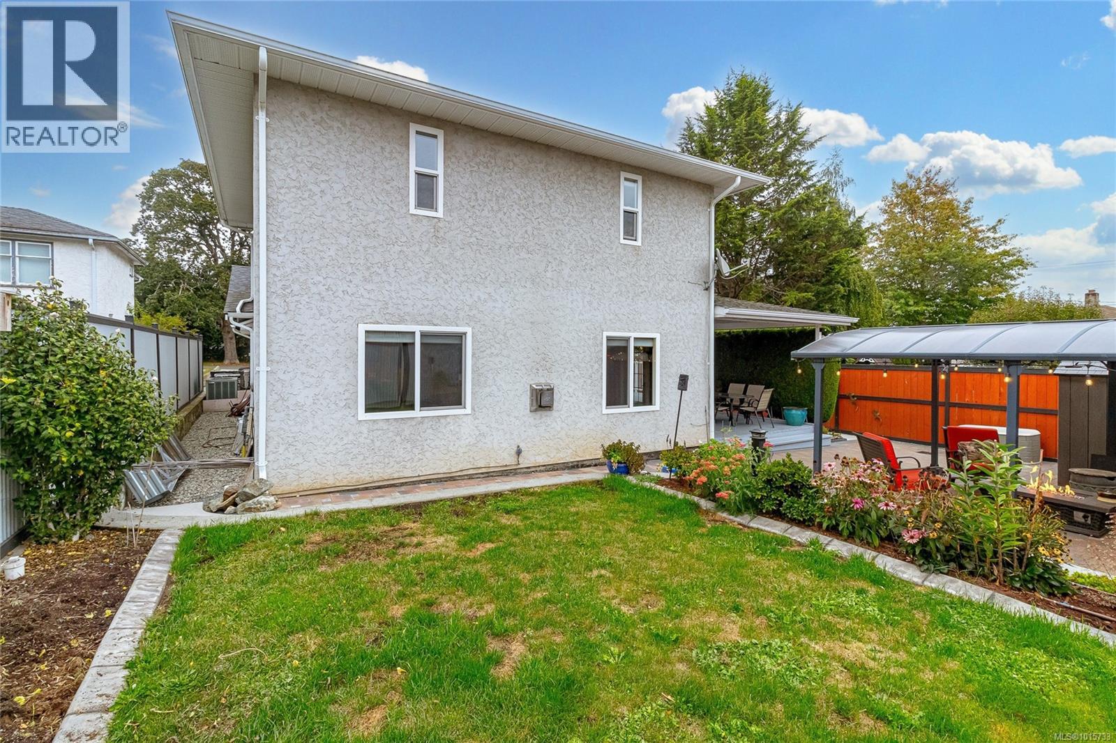  1221 Cherry Road, Saanich