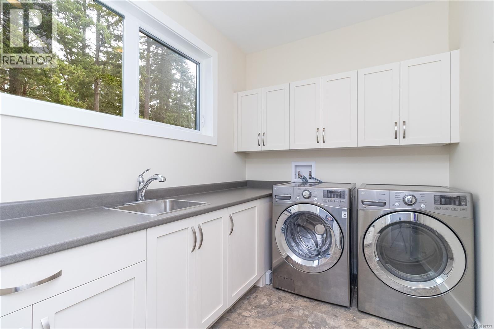 132 Amphion Terr, Nanaimo