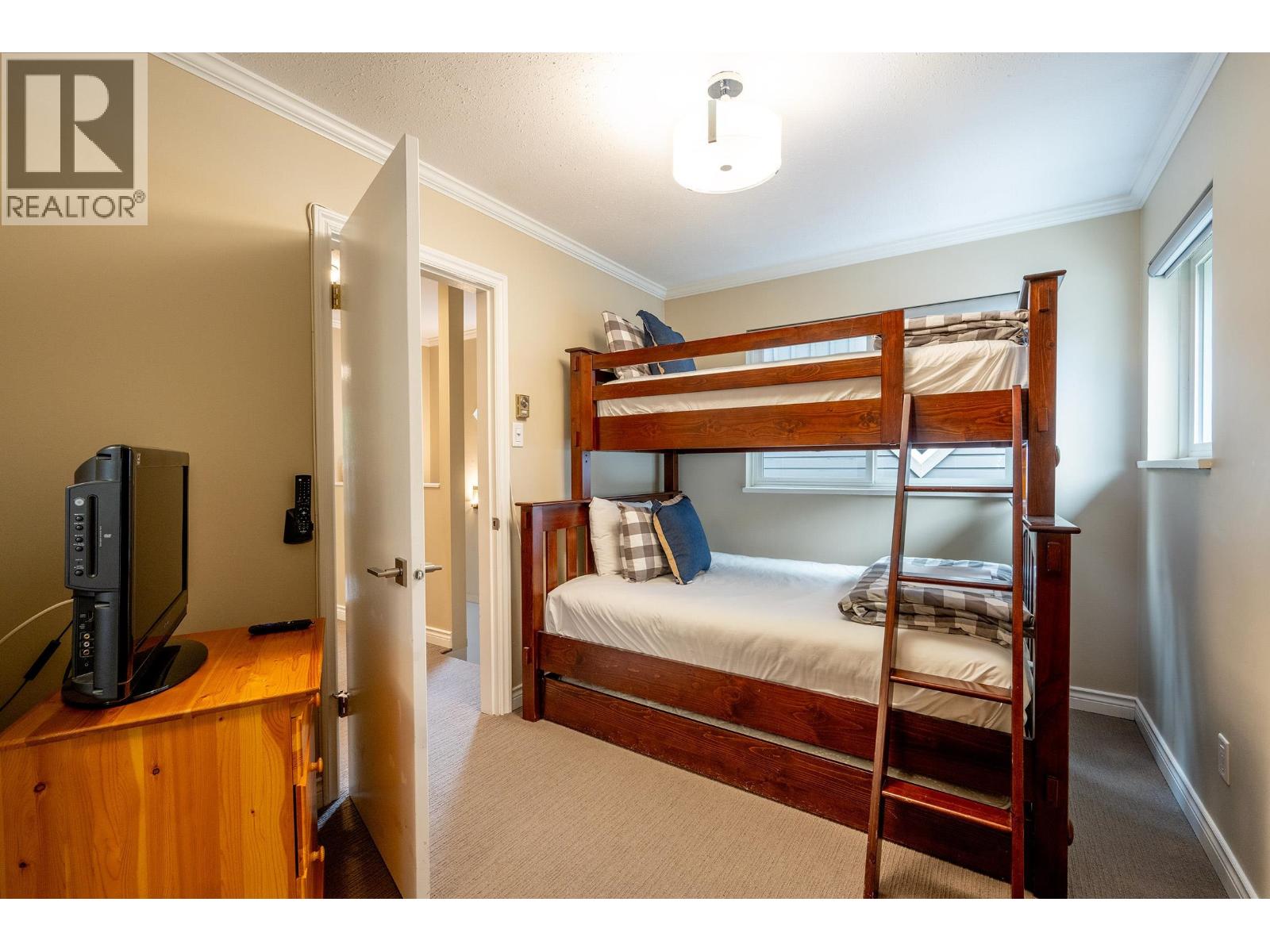 10 2211 MARMOT PLACE, Whistler