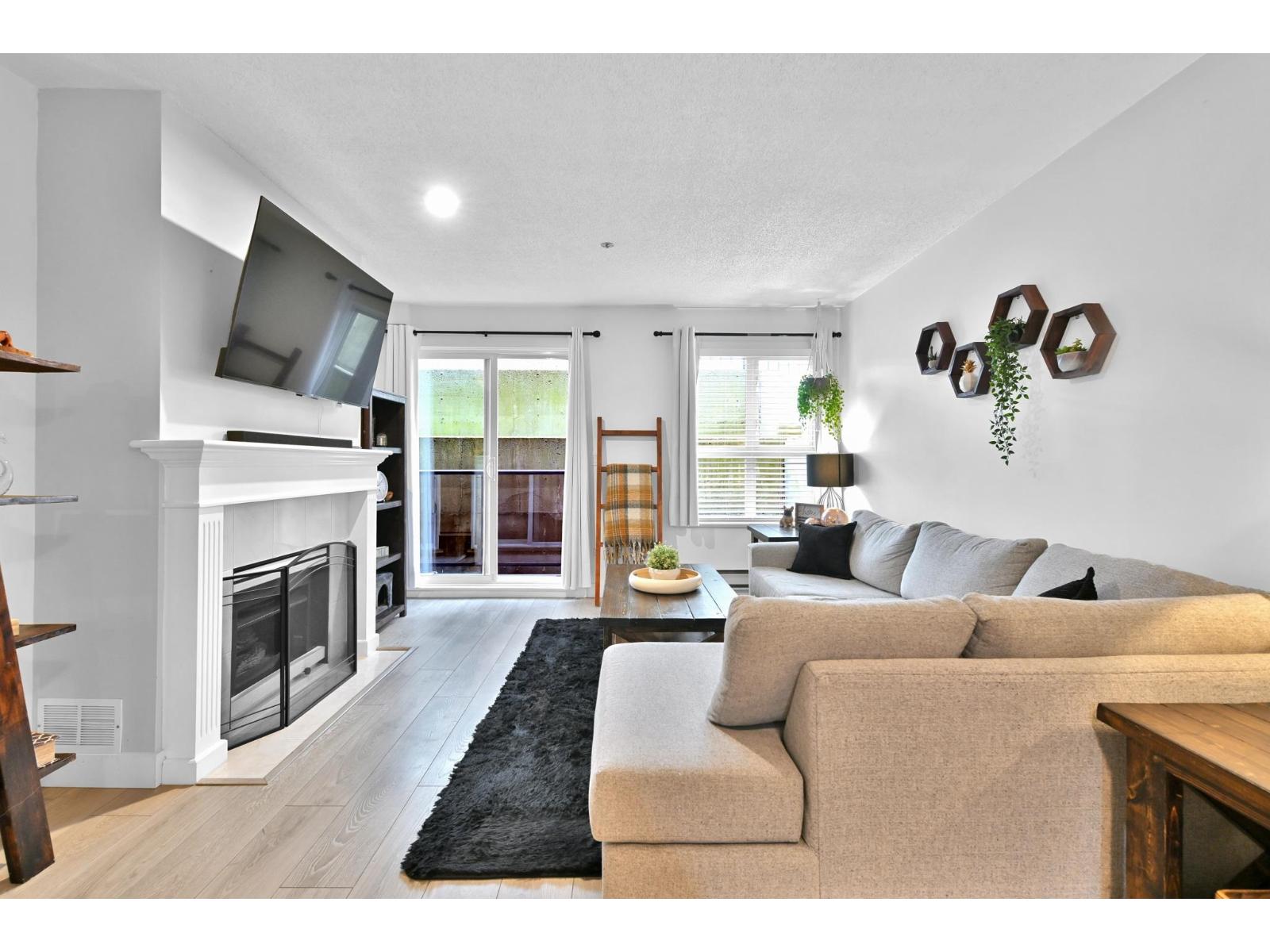 203 33165 2 AVENUE, Mission