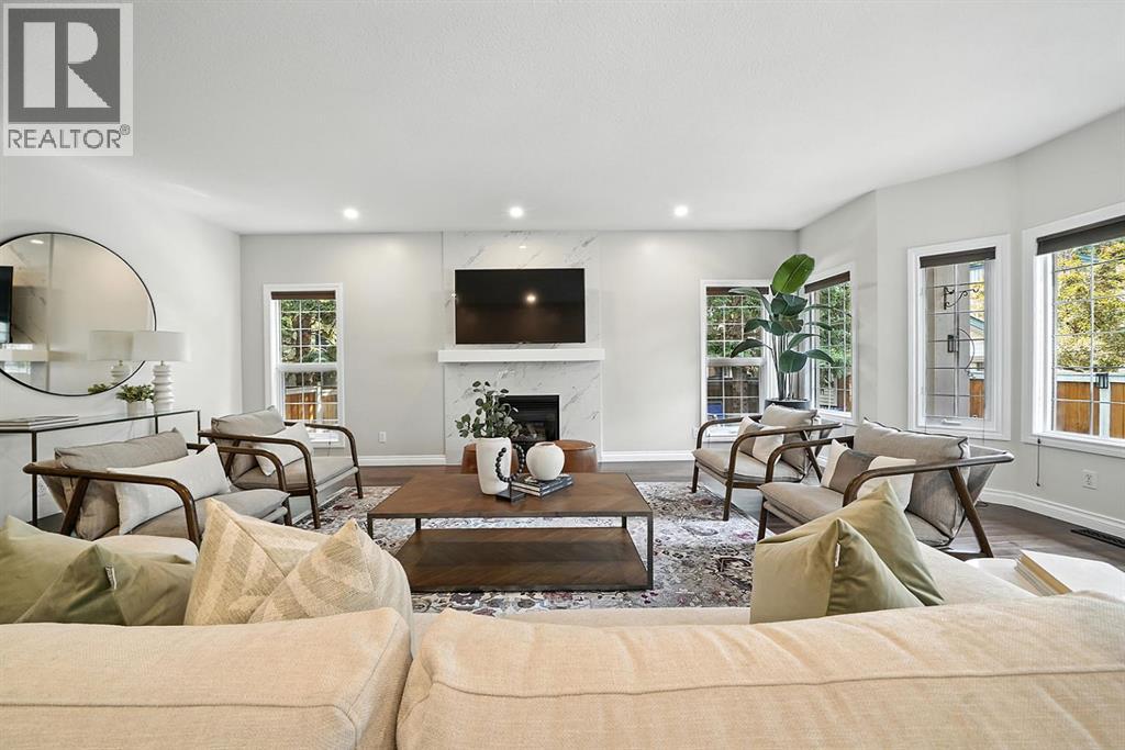 Single Family House for Sale in  Varsity Estates Gardens NW Varsity Calgary 