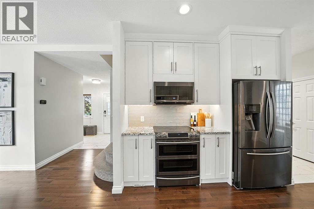 Single Family House for Sale in  Varsity Estates Gardens NW Varsity Calgary 