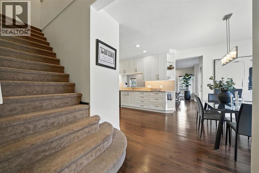 Single Family House for Sale in  Varsity Estates Gardens NW Varsity Calgary 