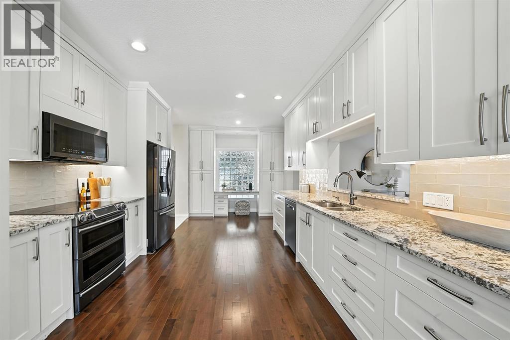 Single Family House for Sale in  Varsity Estates Gardens NW Varsity Calgary 