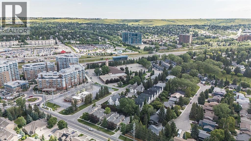 Single Family House for Sale in  Varsity Estates Gardens NW Varsity Calgary 