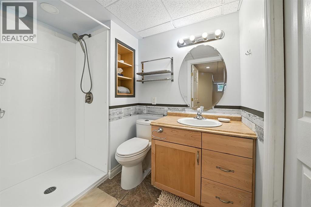 Single Family House for Sale in  Varsity Estates Gardens NW Varsity Calgary 