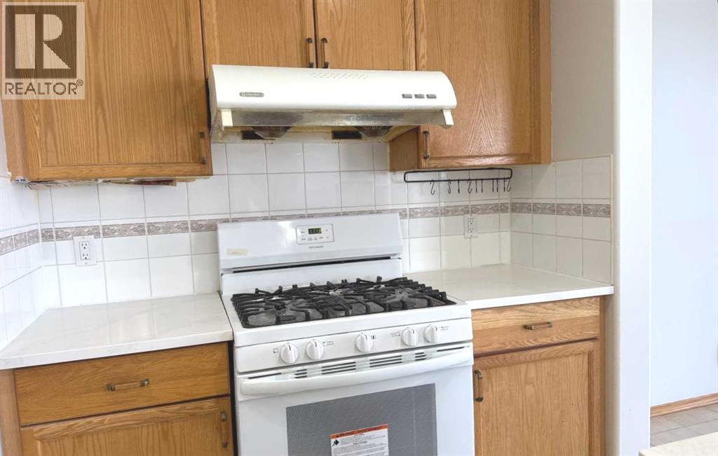 Single Family House for Sale in  Los Alamos Place NE Monterey Park Calgary 