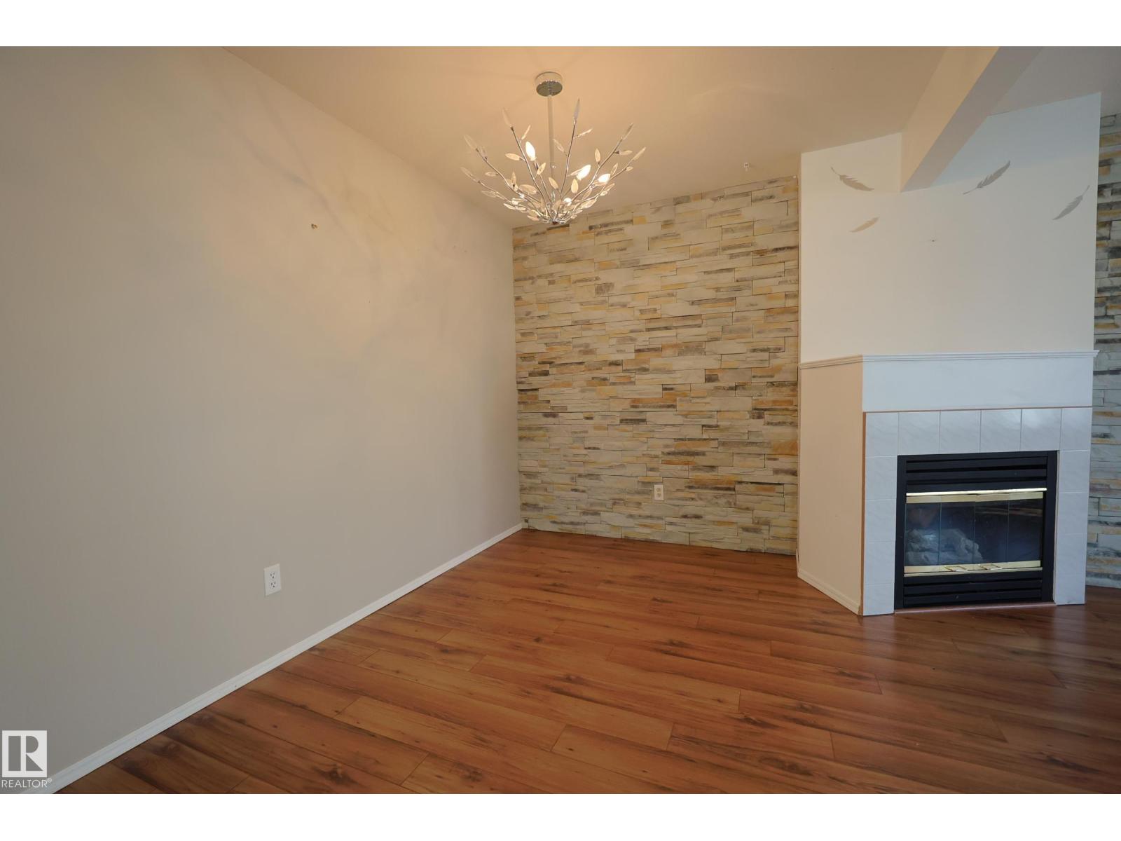 Single Family House for Sale in   ST NW Edmonton 