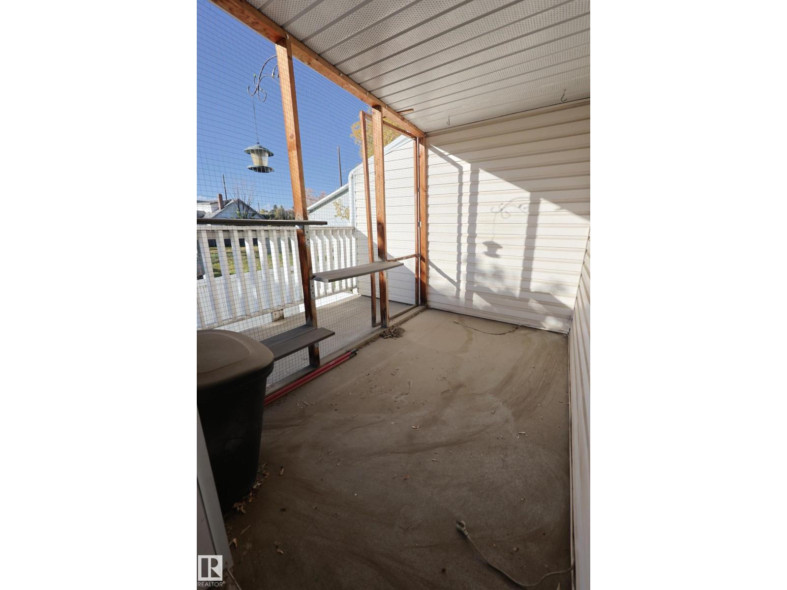 Single Family House for Sale in   ST NW Edmonton 