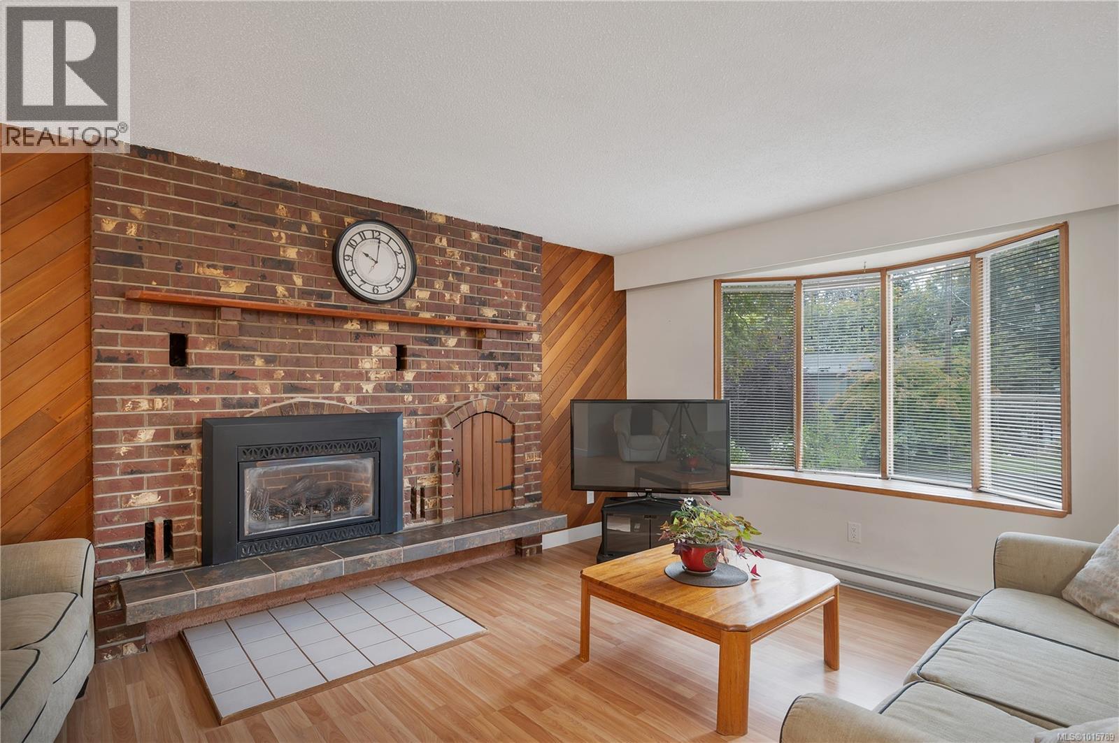 1437 STAG Rd, Campbell River